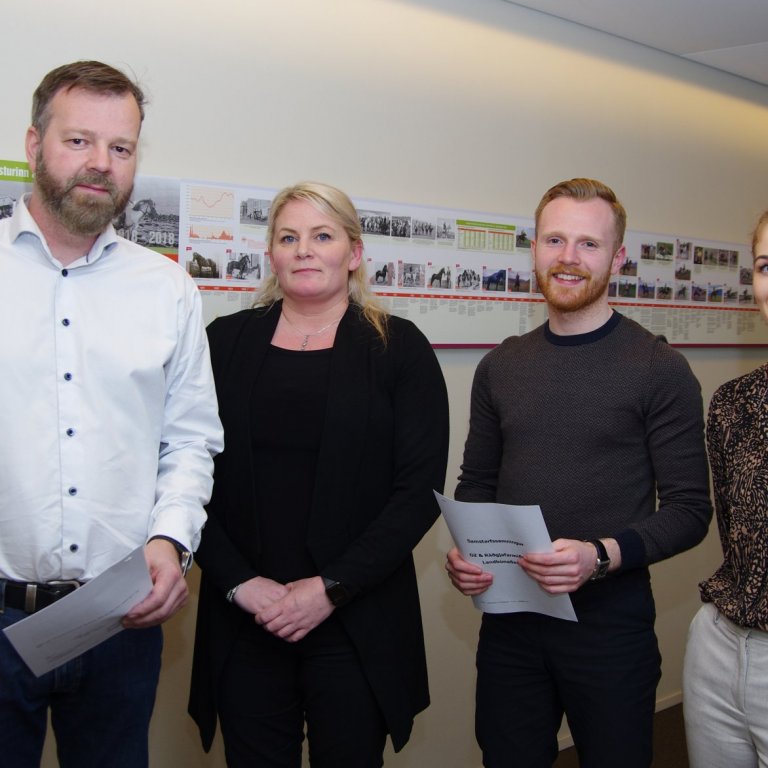 Frá undirritun samnings milli RML og Alendis. 
Myndataka: Hörður Kristjánsson BBl.