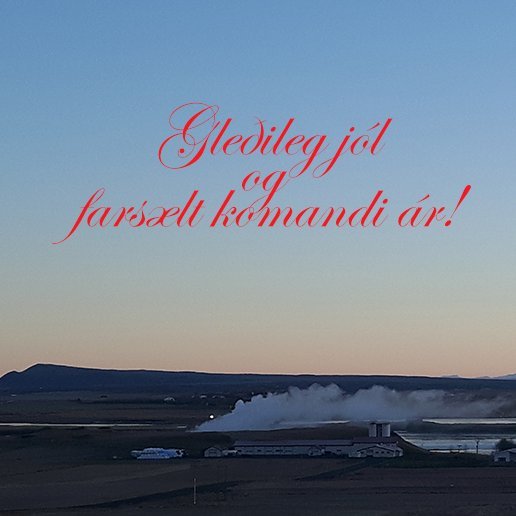 Myndin er tekin í blíðskaparveðri á vetrarsólstöðum 2018. Bærinn er Laugarbakkar í Ölfusi.