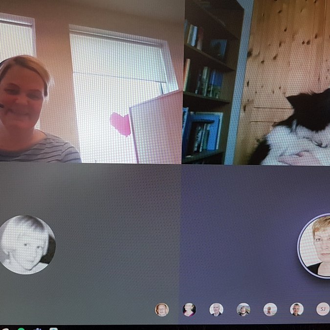 Tíukaffið komið á netið