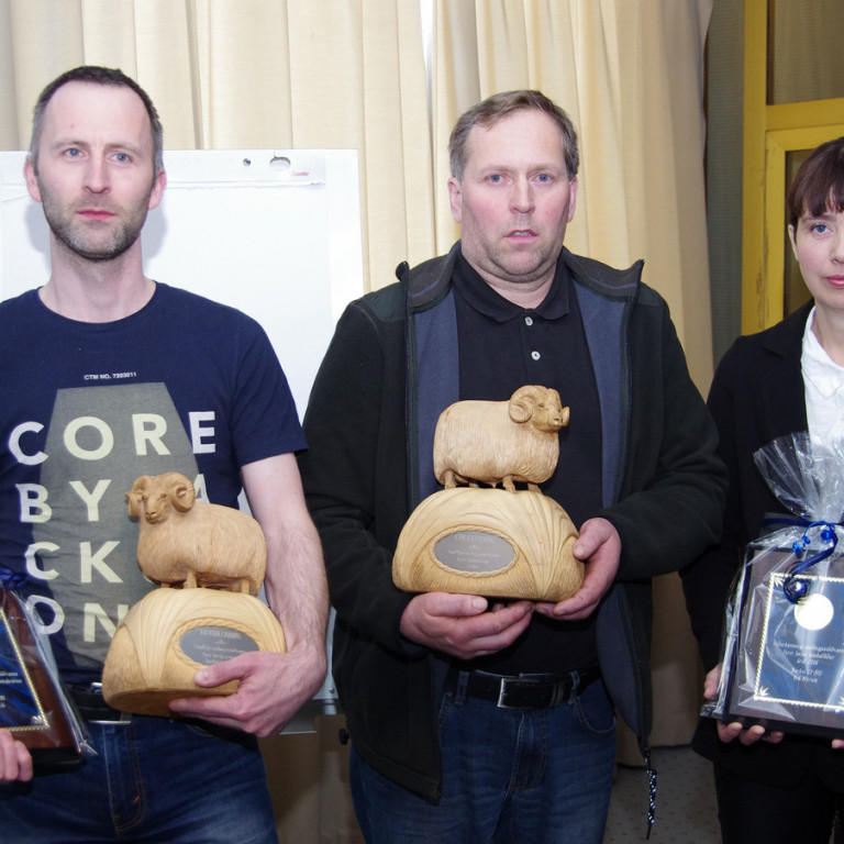 Burkni og Bekri verðlaunahrútar stöðvanna 2017